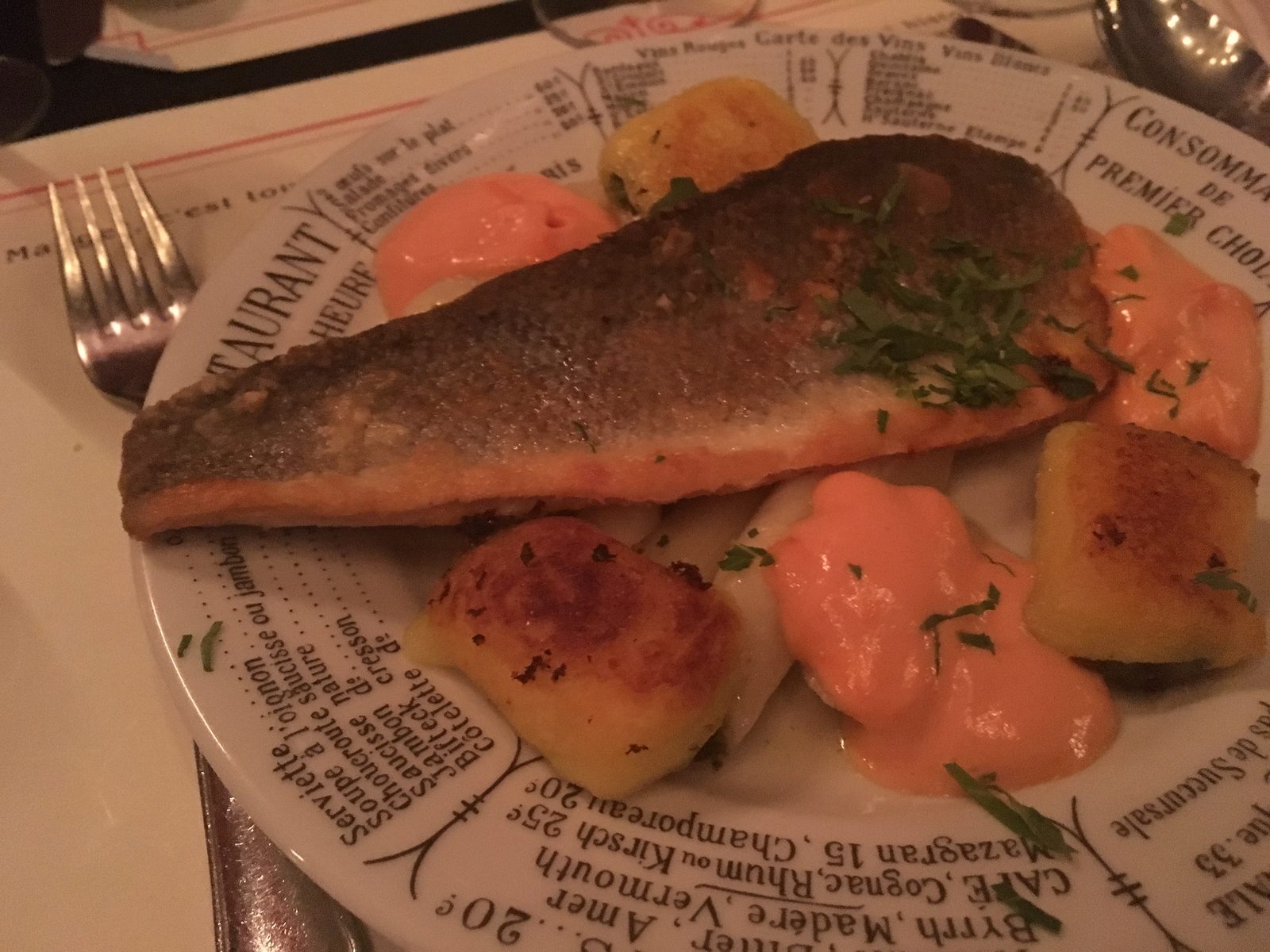 Loup farci Printemps et sa Sauce Choron