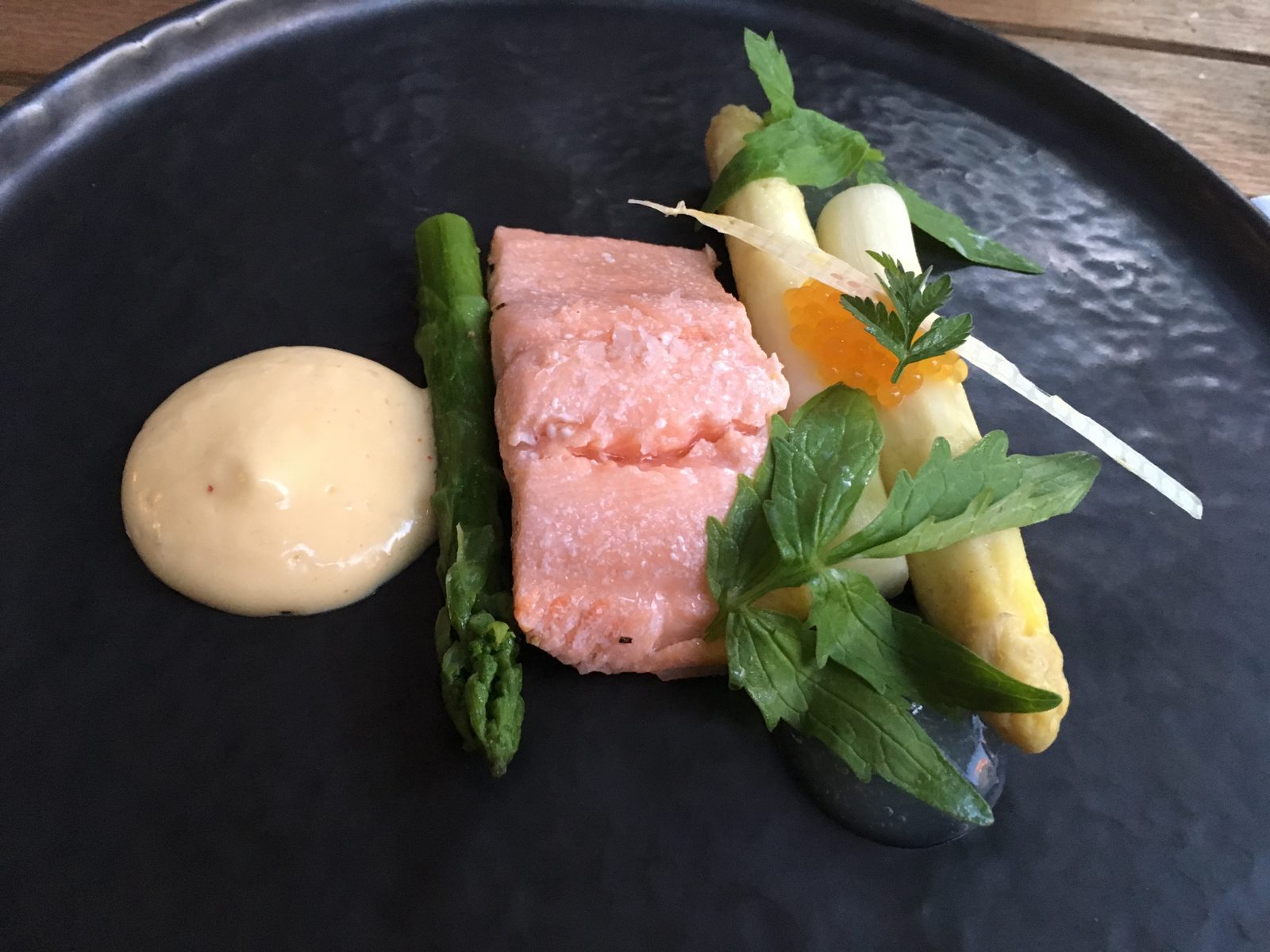 Müritz-Saibling, Spargel, Nußbutter