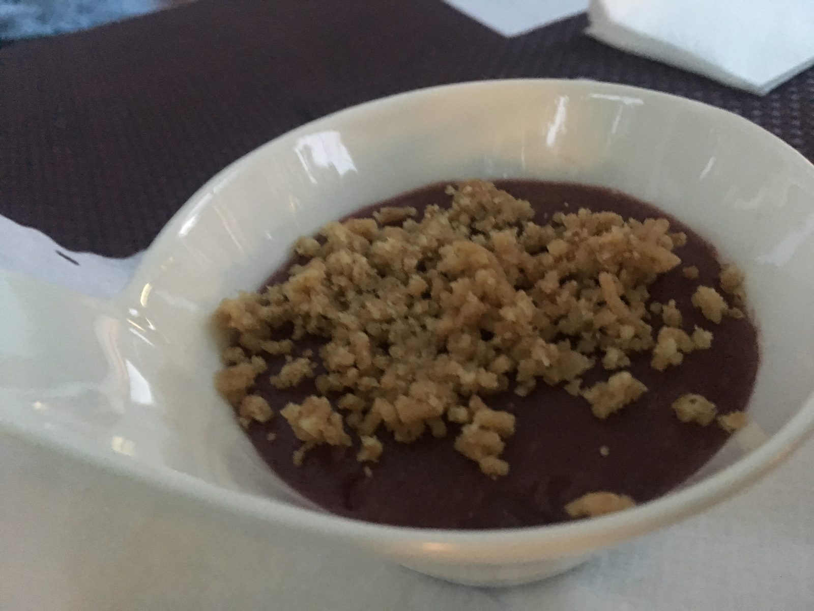 "Pelamuschi" - georgisches Soufflé aus Weintraubensaft