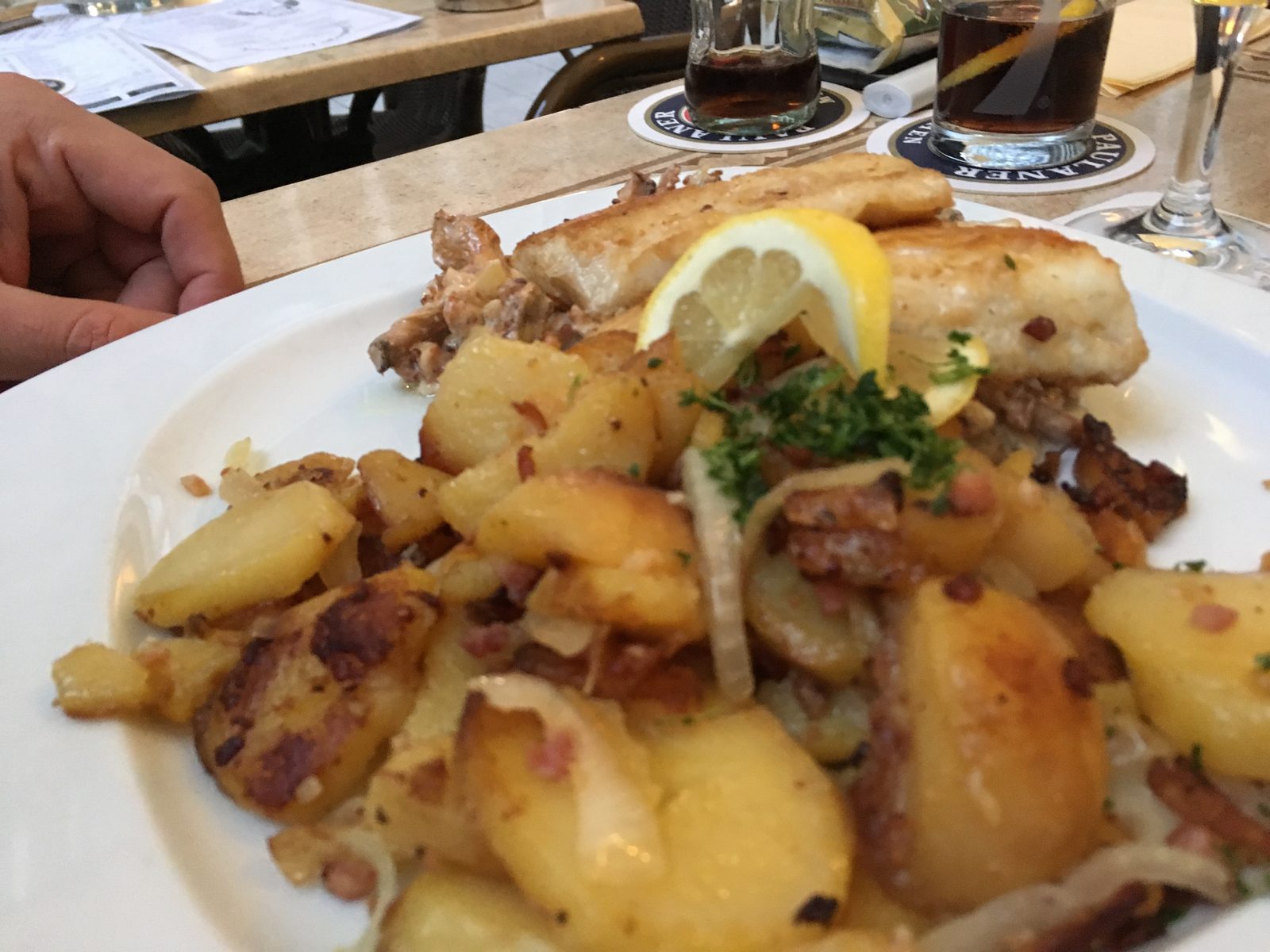 Fisch mit Bratkartoffeln