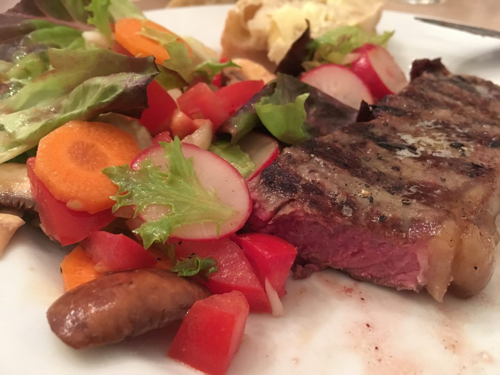 Steak und Salat