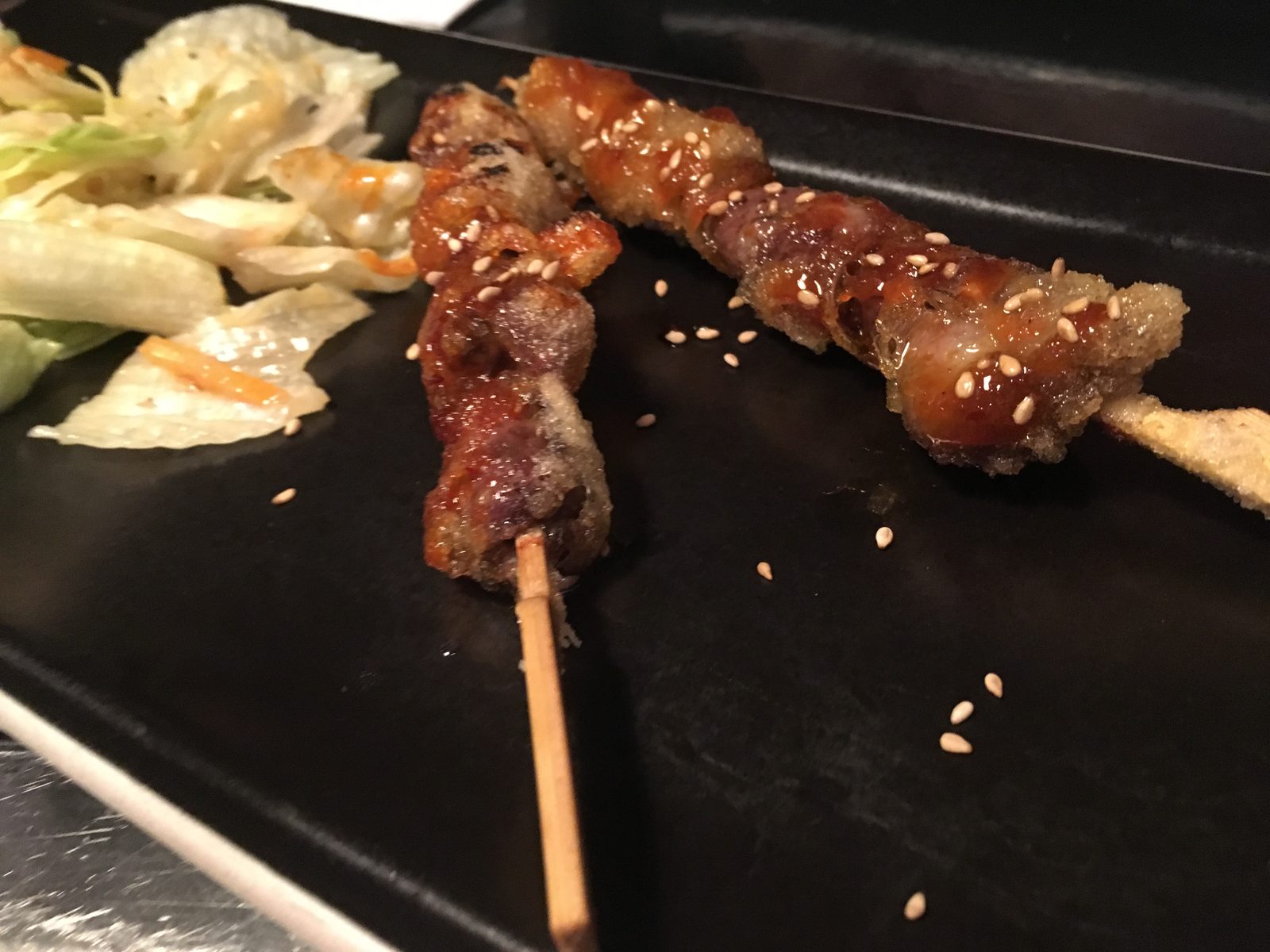 Spieße Hühnerherzen
