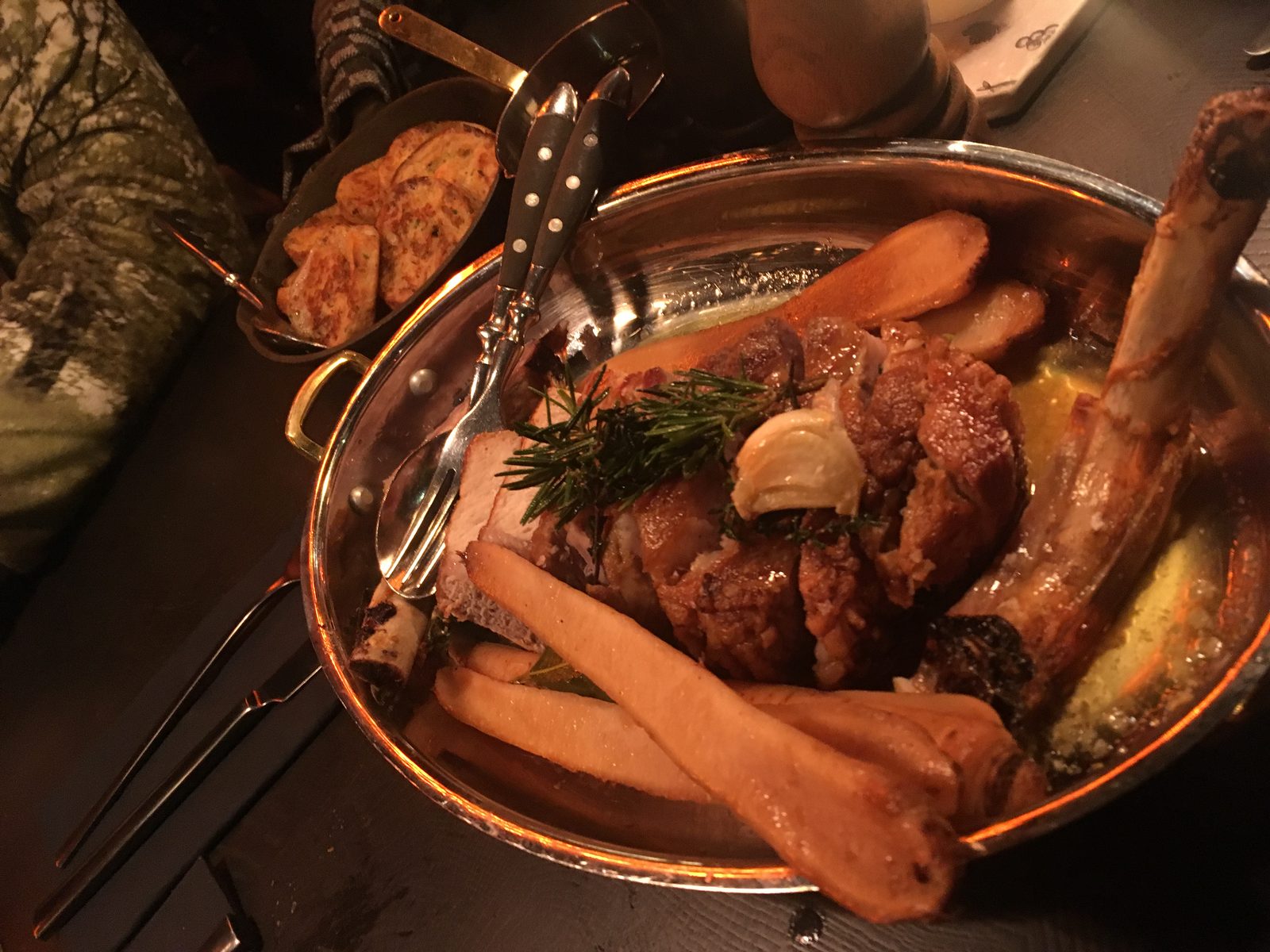 Duroc Schwein, Pastinaken