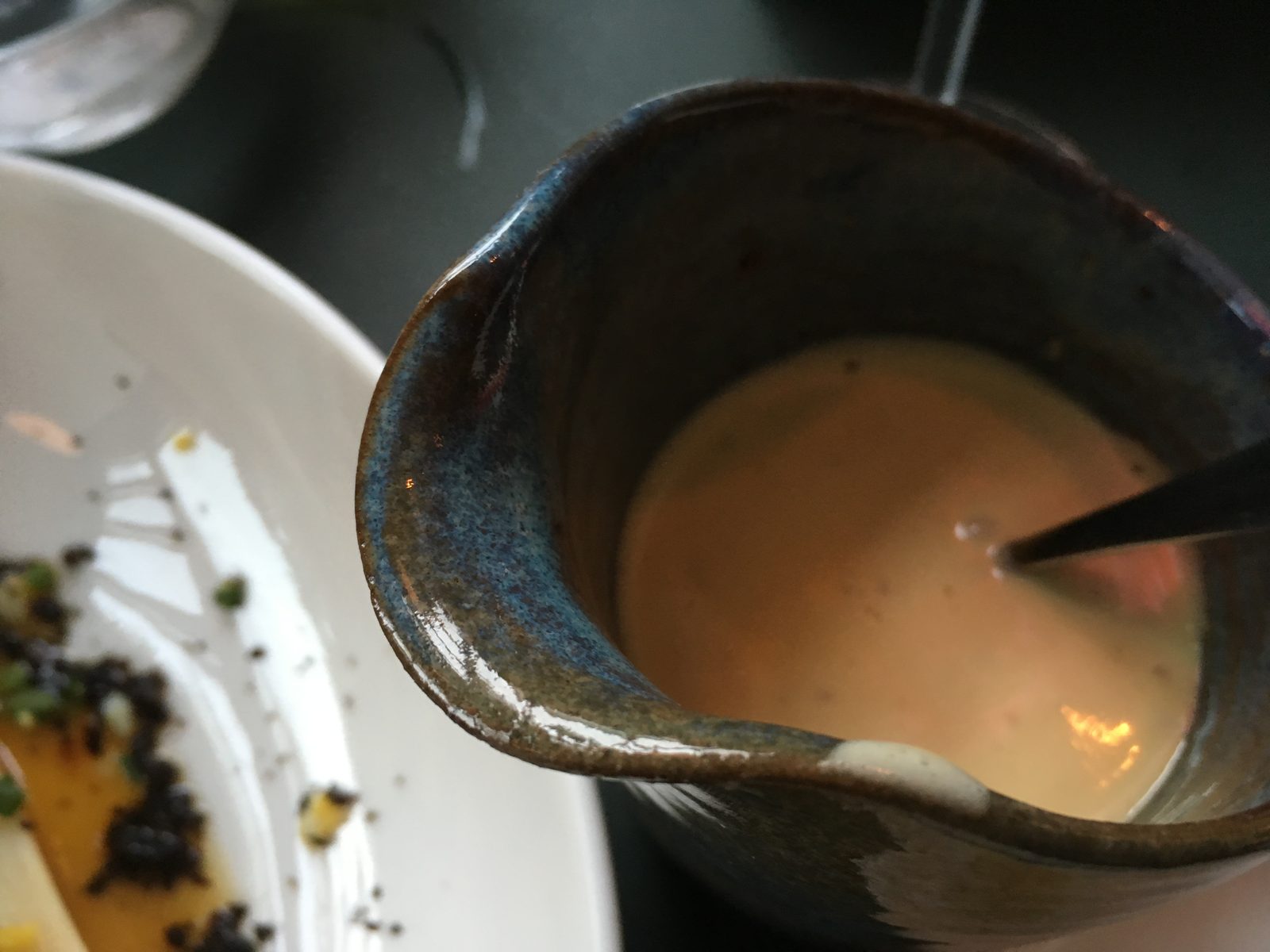 Austernhollandaise