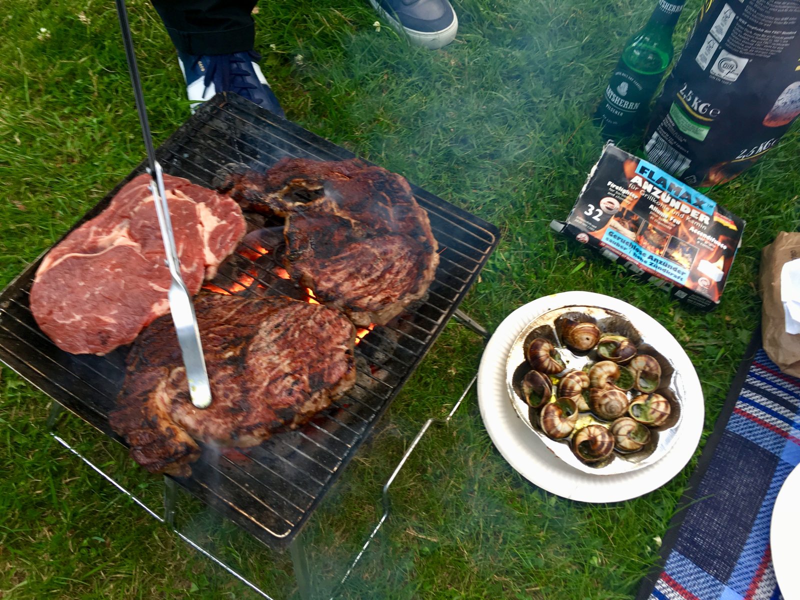 Steak Grillen, Schnecken fertig