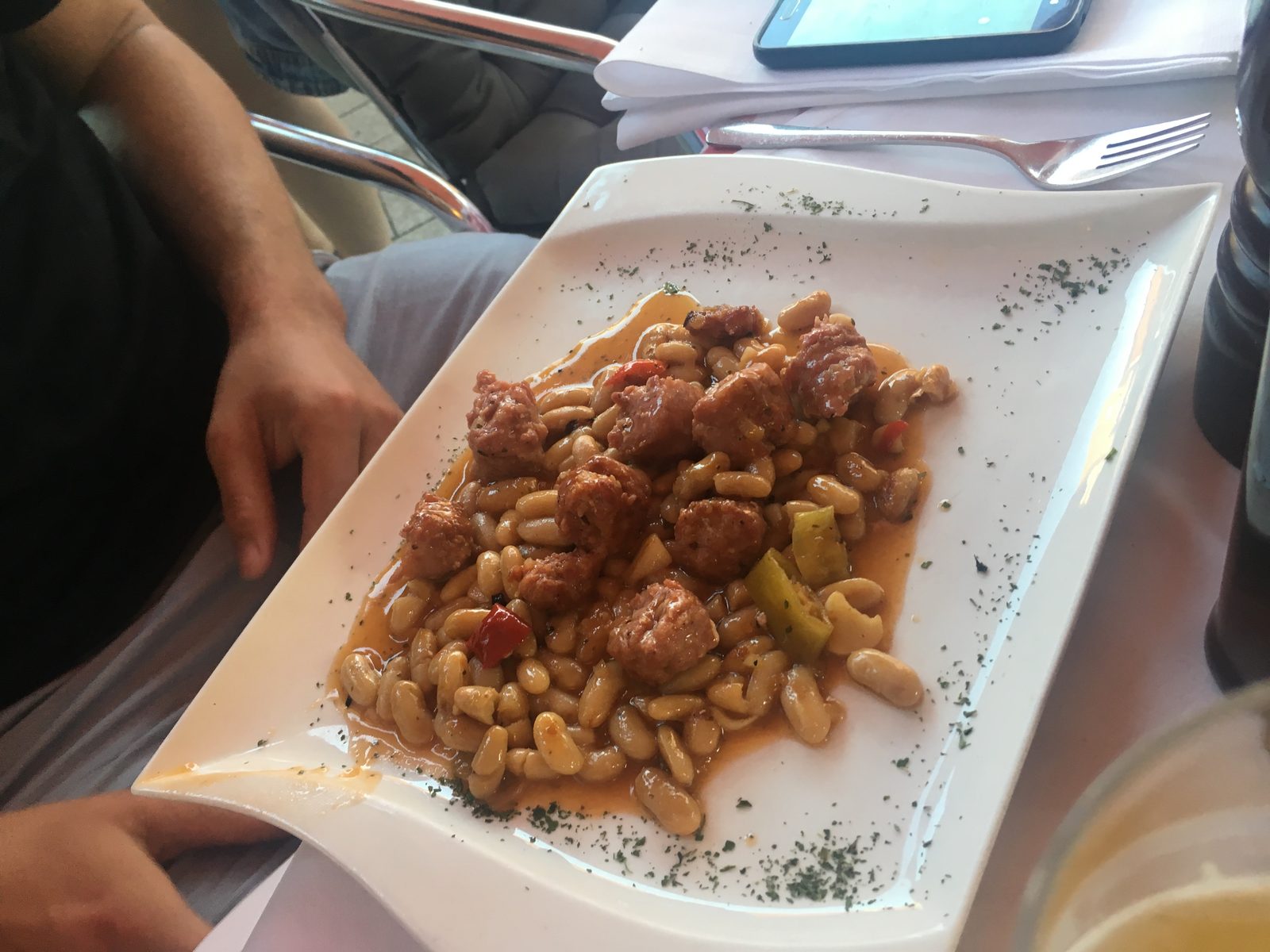 Wurst mit Bohnen
