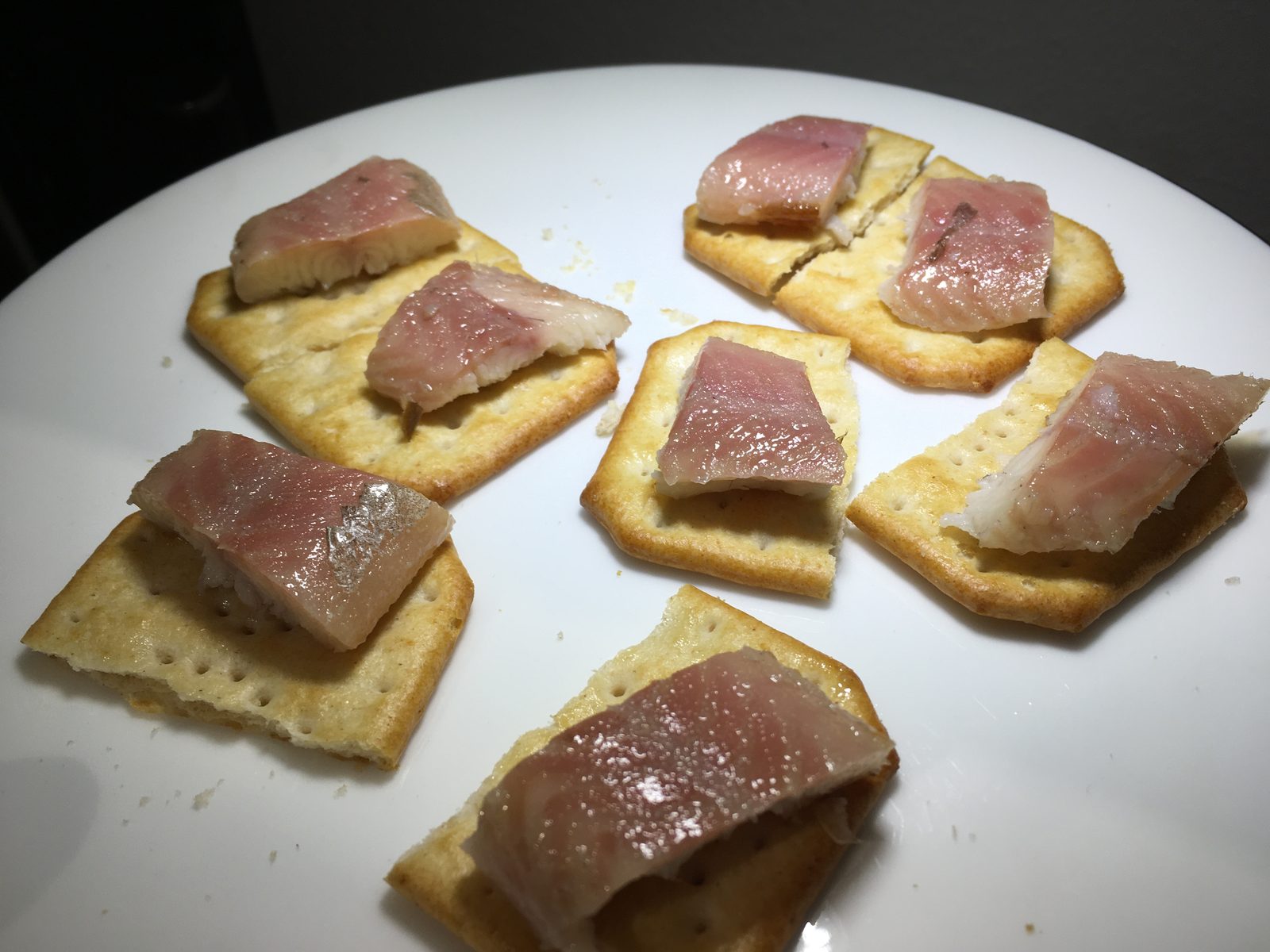 Räucheraal auf Cracker