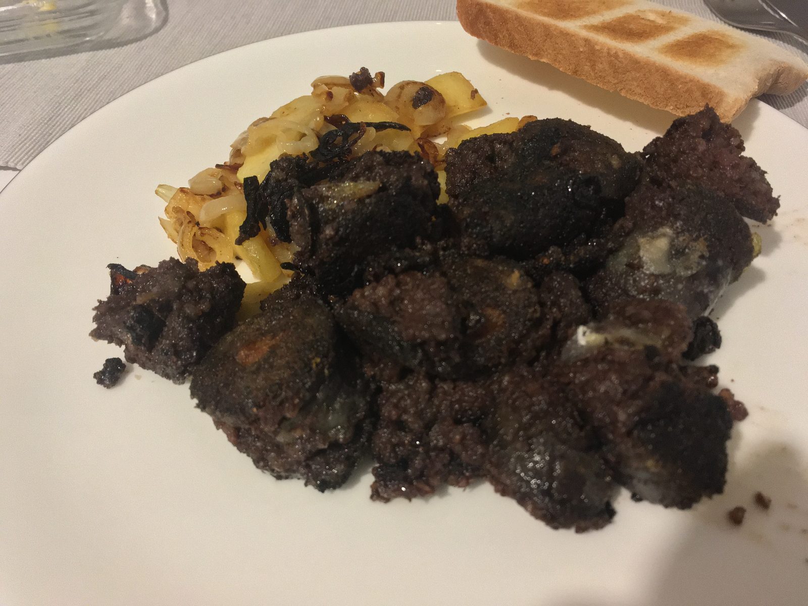 gebratene Hamburger Blutwurst