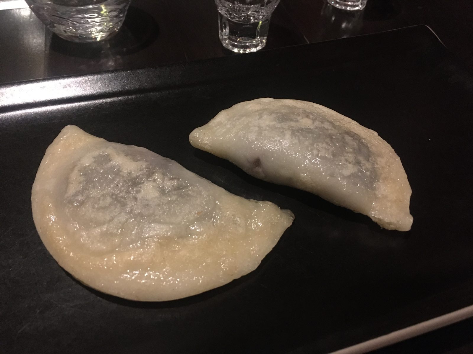 Klebreistaschen mit roten Bohnen