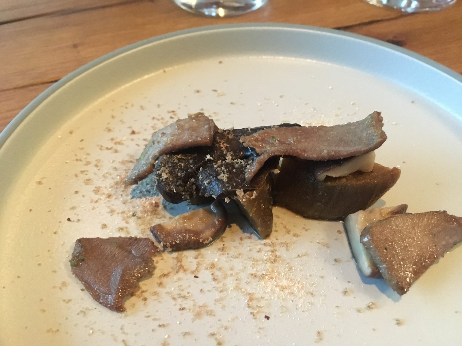 Aubergine, Sesampilz, Zunge