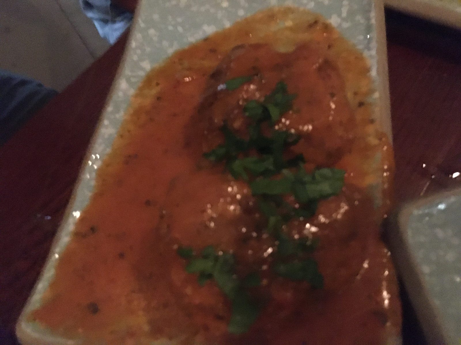 Hackbällchen in roter Sauce