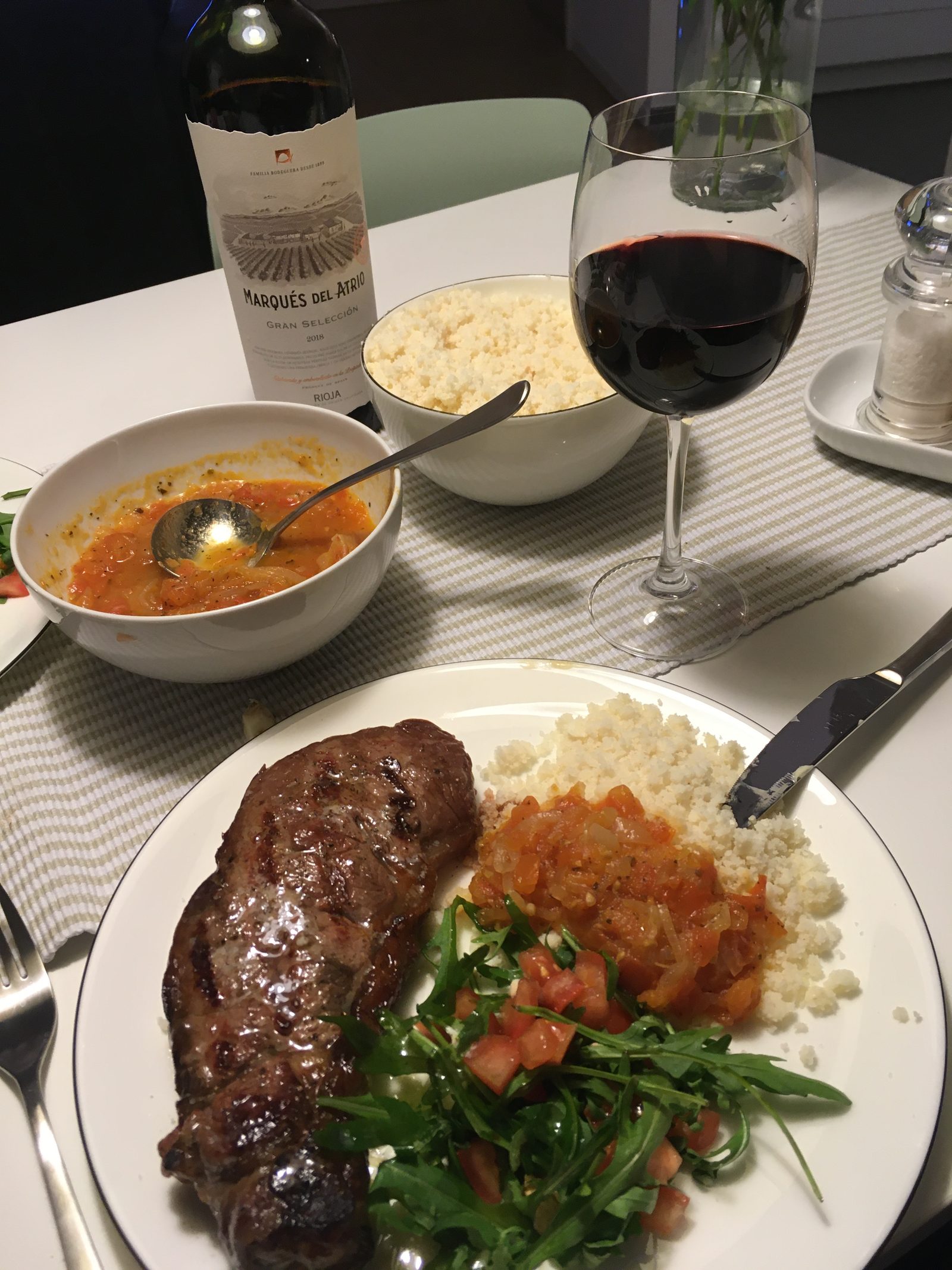 Steak, Pap & Sheeba