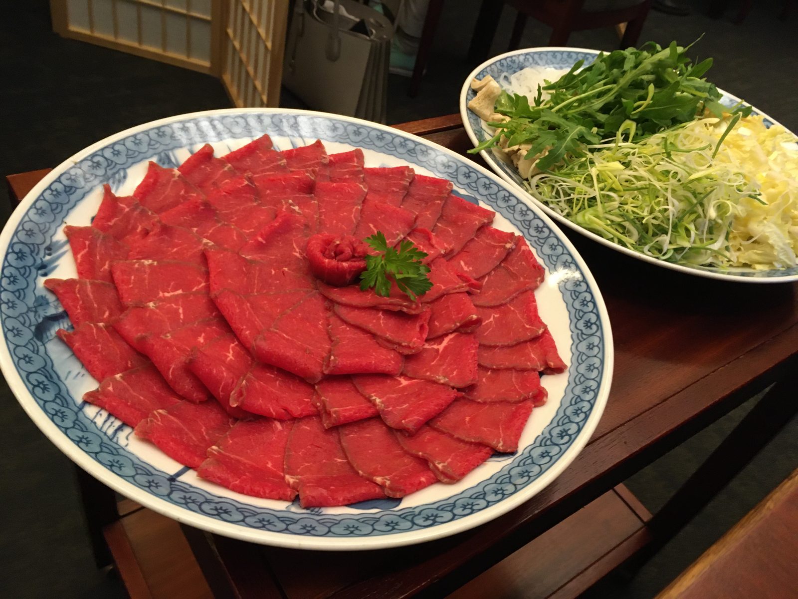 Sukiyaki Fleisch und Gemüse